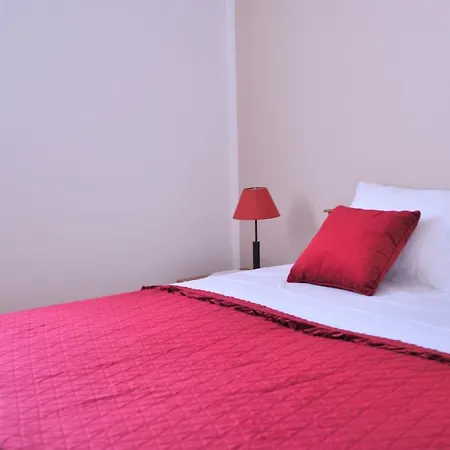 Vinja - Privat Garden - Whirlpool Apartment *
