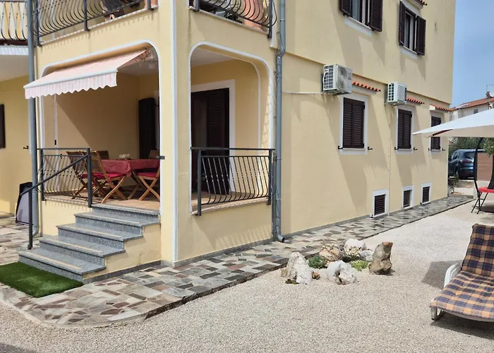 Appartement Family Vinja - Privat Garden - Whirlpool *